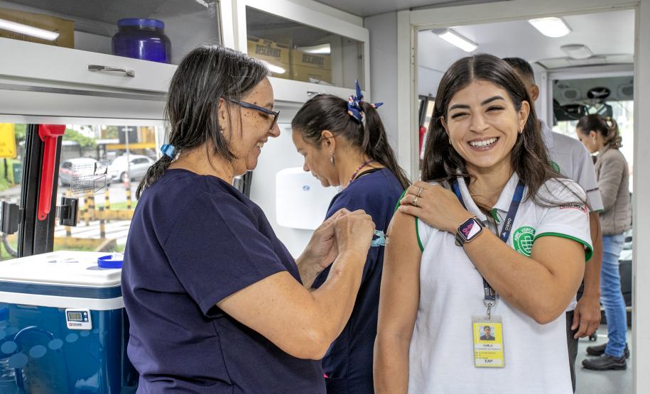 Mais de mil trabalhadores portuários participam do Abril Verde da Portos do Paraná