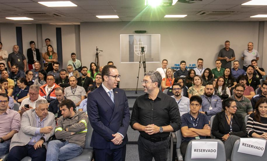 Portos do Paraná promove palestra com diplomata do Ministério das Relações Exteriores