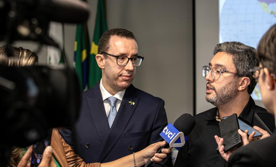 Portos do Paraná promove palestra com diplomata do Ministério das Relações Exteriores