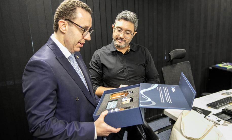 Portos do Paraná promove palestra com diplomata do Ministério das Relações Exteriores