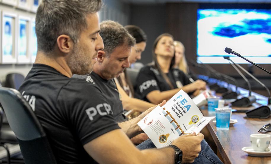 Delegacia de Proteção ao Meio Ambiente visita o Porto de Paranaguá