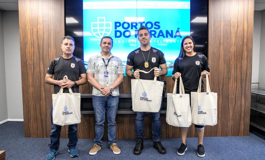 Delegacia de Proteção ao Meio Ambiente visita o Porto de Paranaguá