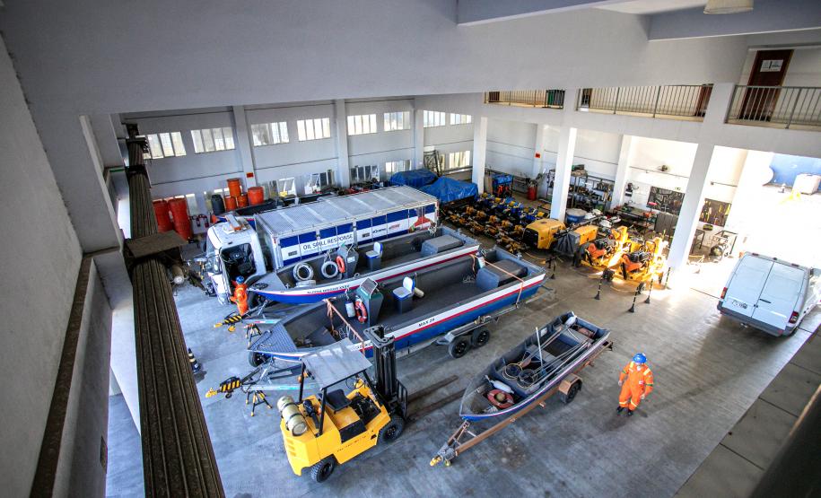 Simulado de atendimento a emergência química é realizado no Porto de Paranaguá