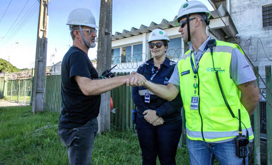 Simulado de atendimento a emergência química é realizado no Porto de Paranaguá