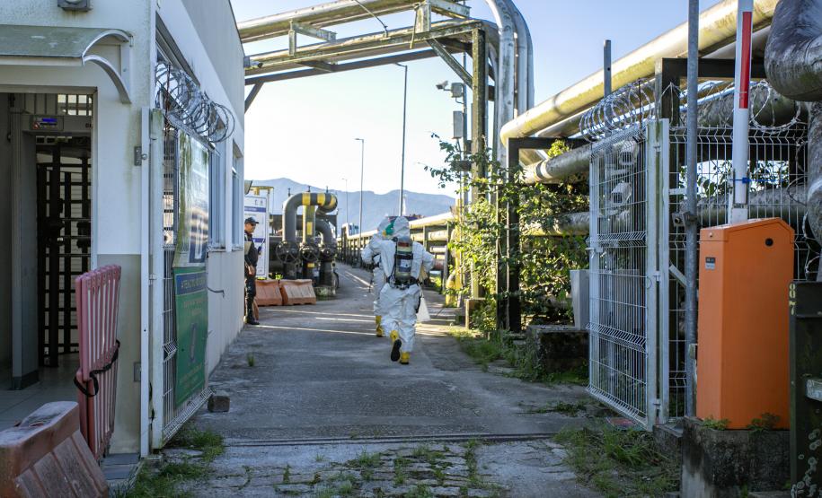 Simulado de atendimento a emergência química é realizado no Porto de Paranaguá