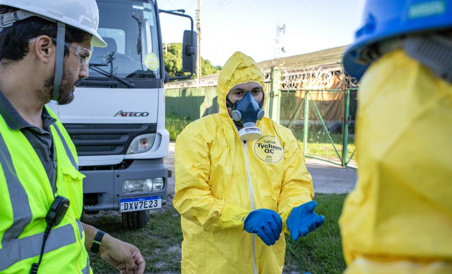 Simulado de atendimento a emergência química é realizado no Porto de Paranaguá