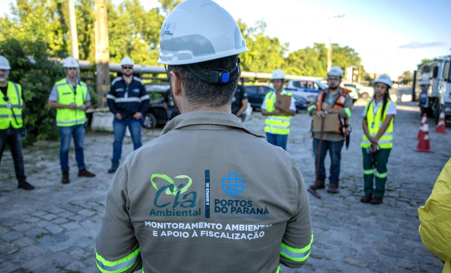 Simulado de atendimento a emergência química é realizado no Porto de Paranaguá