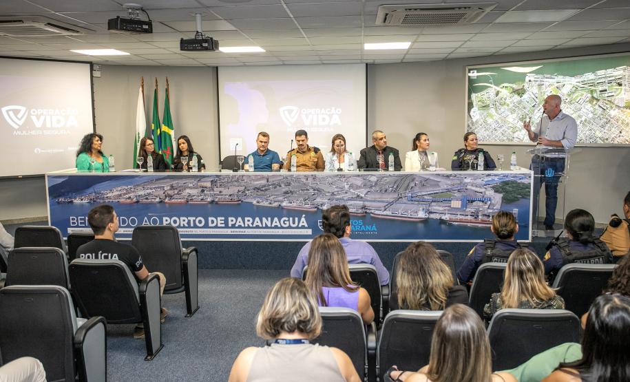 Portos do Paraná apoia programa em prol dos direitos das mulheres