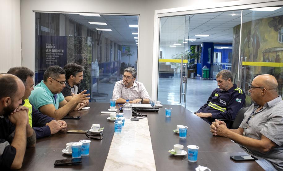 Portos do Paraná recebe nova diretoria do Sindicato dos Portuários