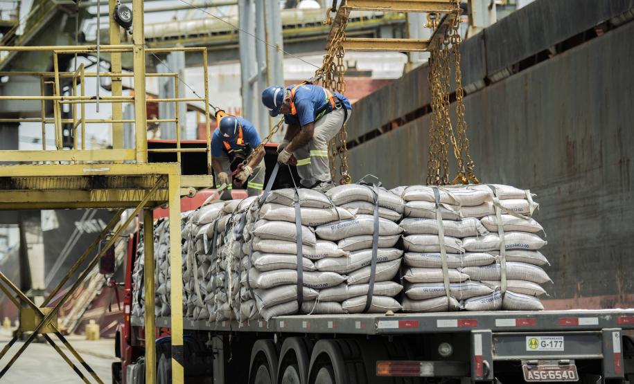 Portos do Paraná celebra importância dos trabalhadores neste 1.º de Maio