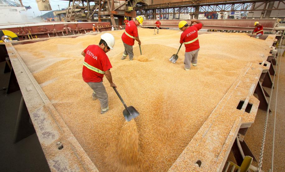 Portos do Paraná celebra importância dos trabalhadores neste 1.º de Maio