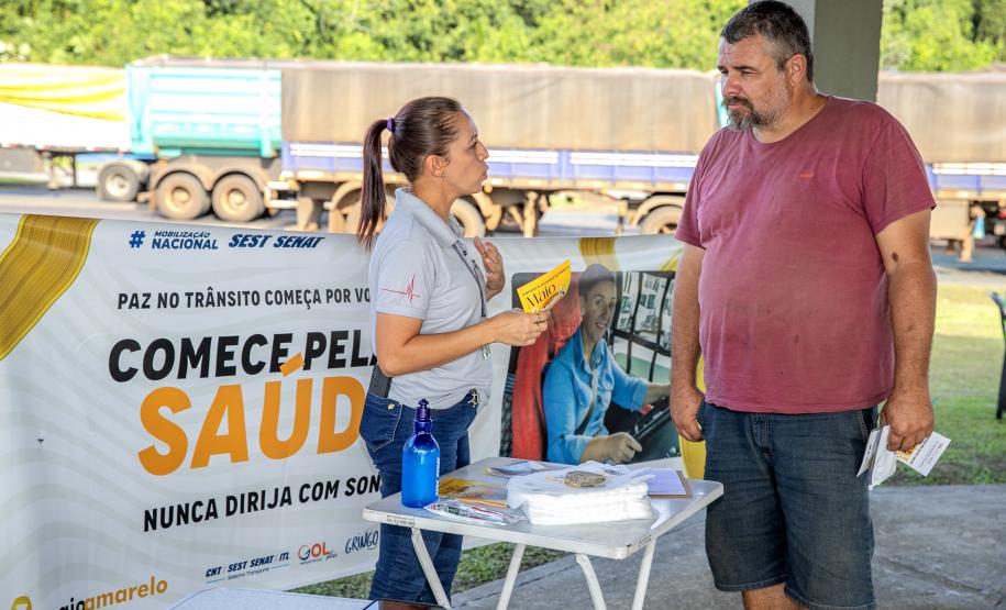 Portos do Paraná promove campanha Maio Amarelo no Pátio de Triagem