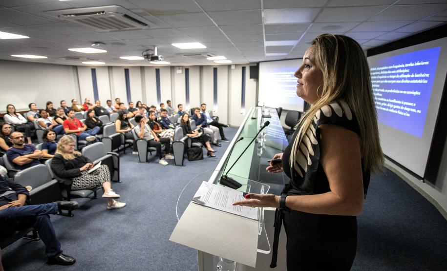 Assédio, violência contra a mulher, transparência e conduta são discutidos na Portos do Paraná