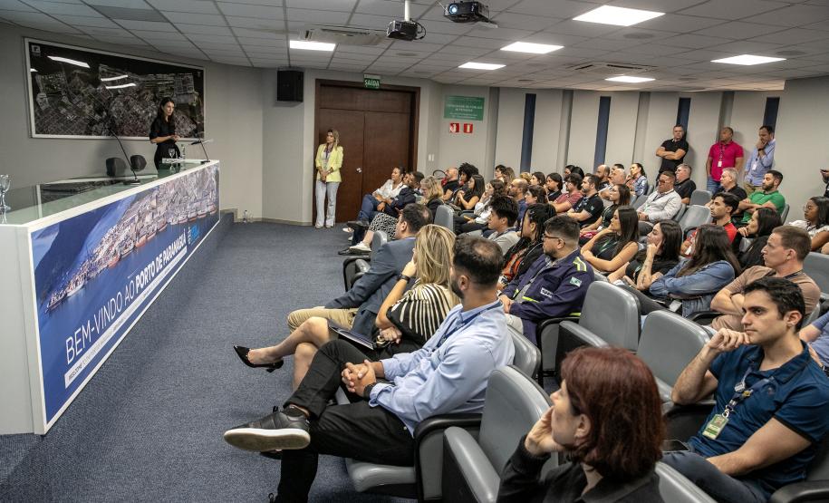 Assédio, violência contra a mulher, transparência e conduta são discutidos na Portos do Paraná