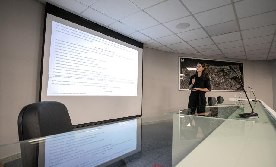 Assédio, violência contra a mulher, transparência e conduta são discutidos na Portos do Paraná