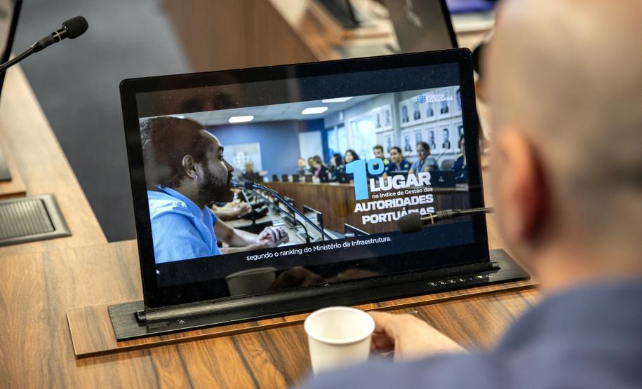 Retrofit tecnológico gera dois certificados para a Portos do Paraná