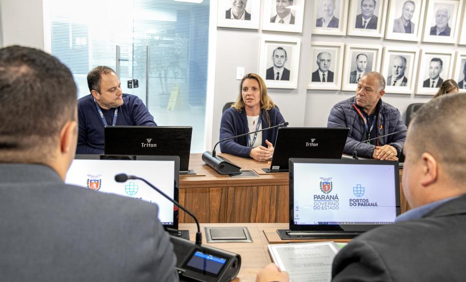 Retrofit tecnológico gera dois certificados para a Portos do Paraná