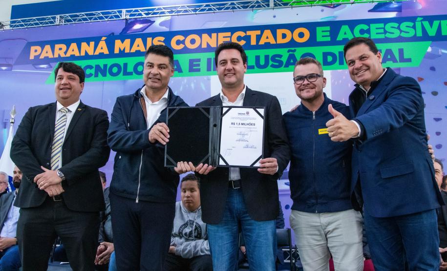 Governador libera R$ 1,5 milhão em sala de coworking no Porto de Paranaguá