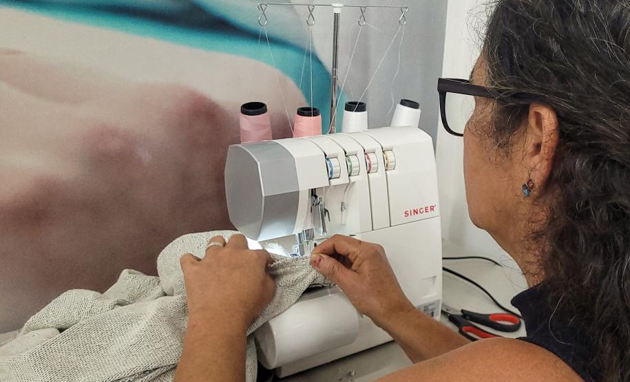 Curso gratuito de Corte e Costura da Portos do Paraná segue até agosto