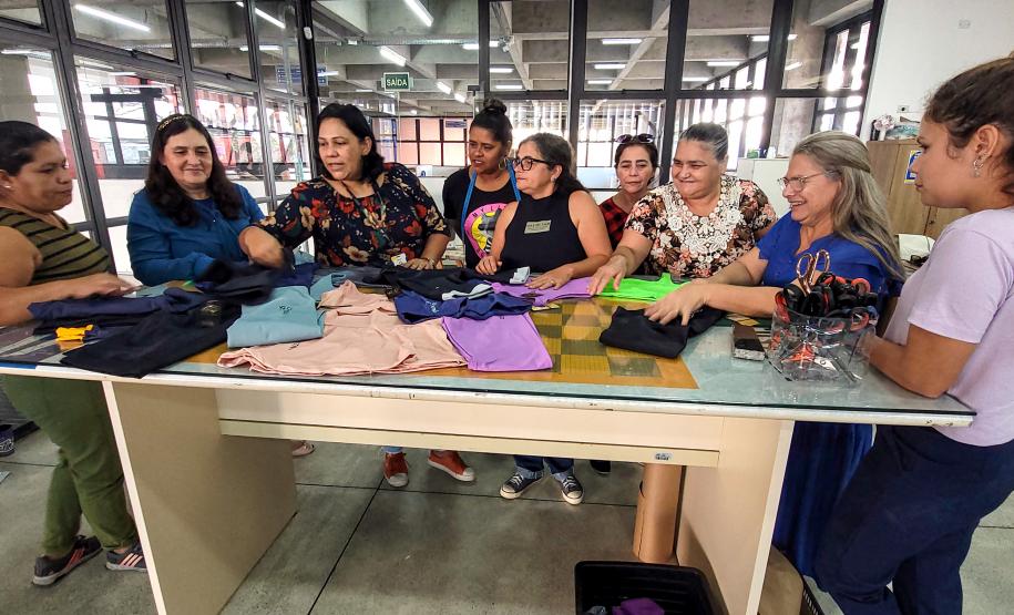 Curso gratuito de Corte e Costura da Portos do Paraná segue até agosto