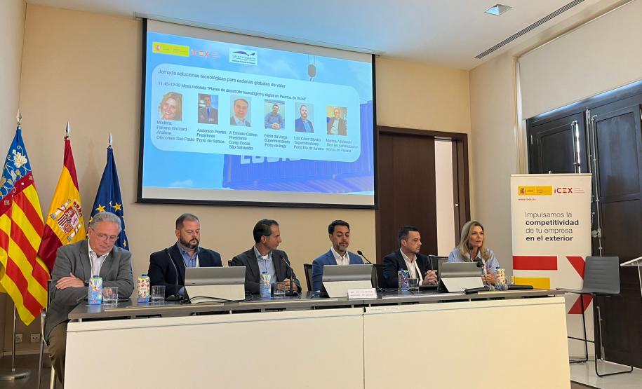 Portos do Paraná estreita ligação com dirigentes e investidores espanhóis