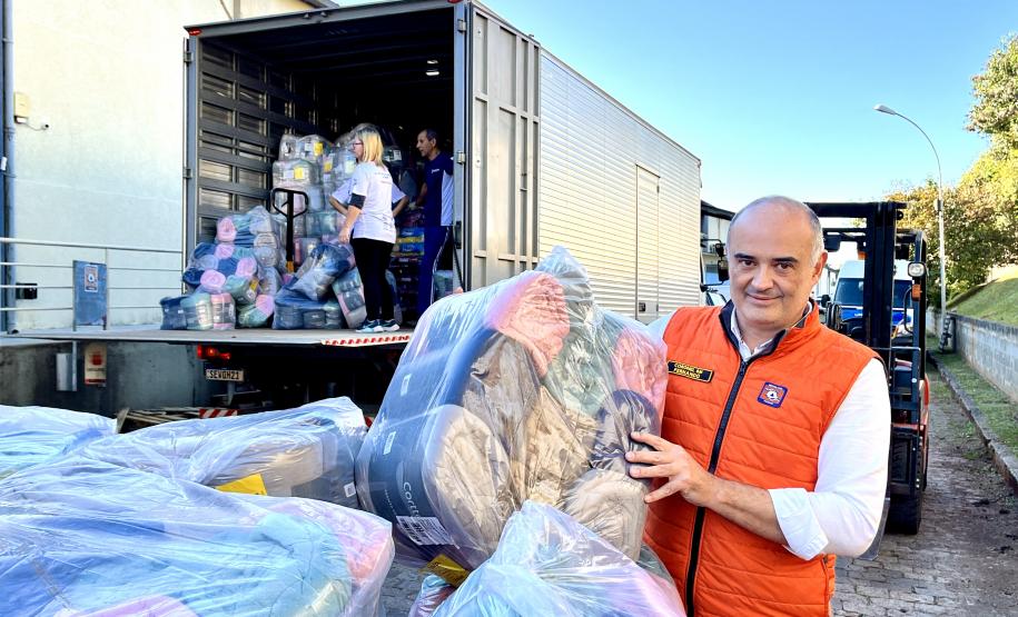 Governo estadual dará apoio logístico para a distribuição de cestas básicas, kits de limpeza, cobertores e rações para pets para as principais comunidades afetadas