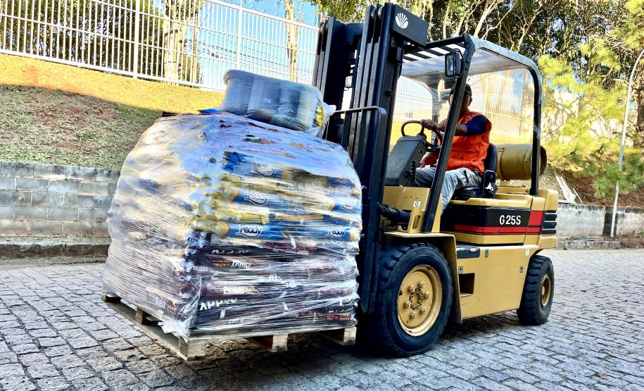 Governo estadual dará apoio logístico para a distribuição de cestas básicas, kits de limpeza, cobertores e rações para pets para as principais comunidades afetadas