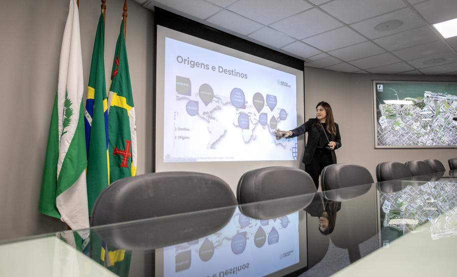 Mais de 1,2 mil visitantes conheceram o Porto de Paranaguá este ano