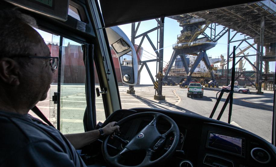 Mais de 1,2 mil visitantes conheceram o Porto de Paranaguá este ano