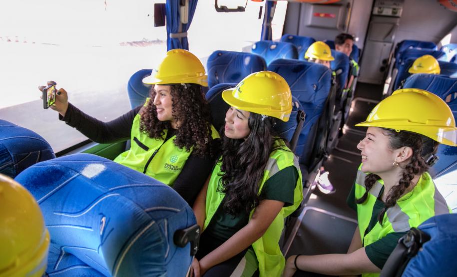 Mais de 1,2 mil visitantes conheceram o Porto de Paranaguá este ano