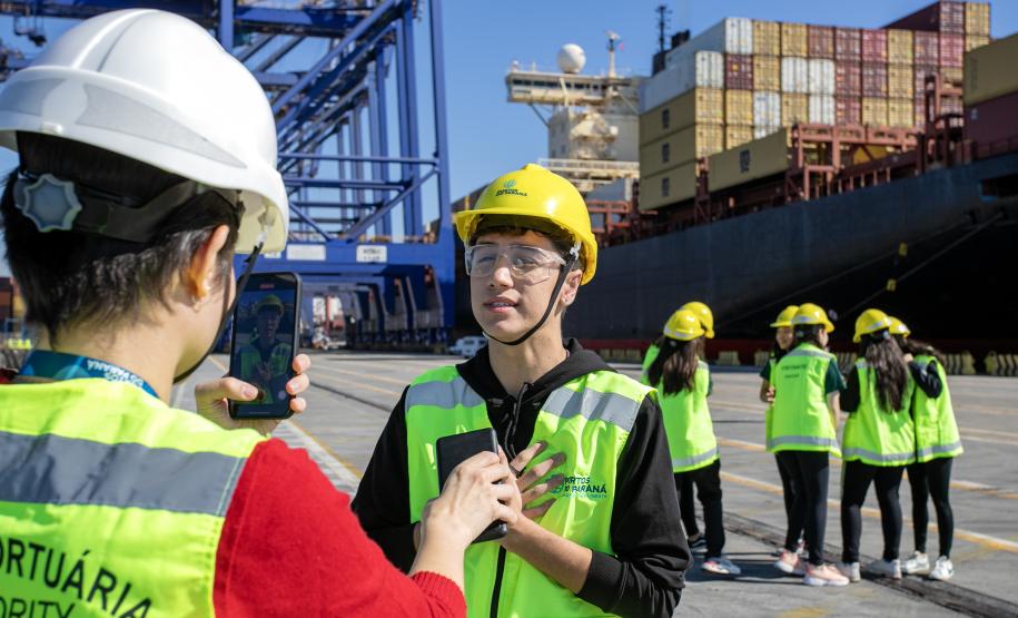 Mais de 1,2 mil visitantes conheceram o Porto de Paranaguá este ano