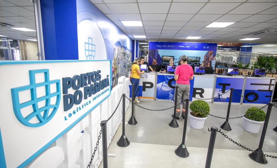 Atletas retiram os últimos kits da Corrida do Porto neste sábado