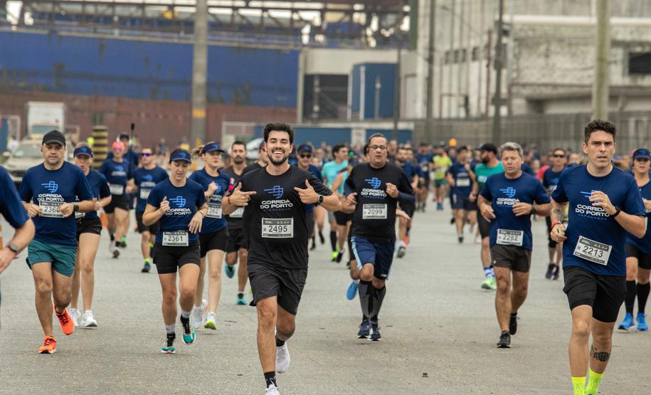 Mais de 1,7 mil pessoas participaram da Corrida do Porto de Paranaguá 2024