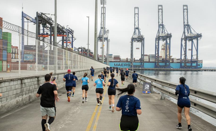 Mais de 1,7 mil pessoas participaram da Corrida do Porto de Paranaguá 2024