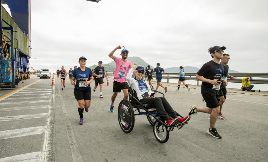 Mais de 1,7 mil pessoas participaram da Corrida do Porto de Paranaguá 2024