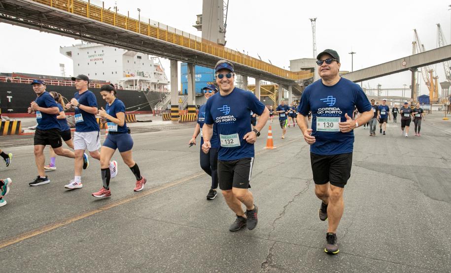 Mais de 1,7 mil pessoas participaram da Corrida do Porto de Paranaguá 2024