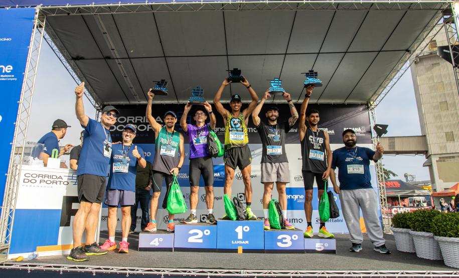 Mais de 1,7 mil pessoas participaram da Corrida do Porto de Paranaguá 2024