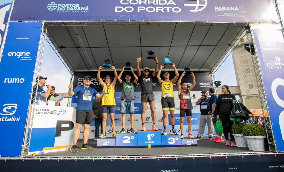 Mais de 1,7 mil pessoas participaram da Corrida do Porto de Paranaguá 2024