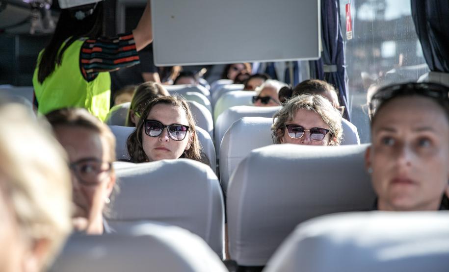 Porto de Paranaguá recebe mulheres da Cooperativa Agrária em visita técnica
