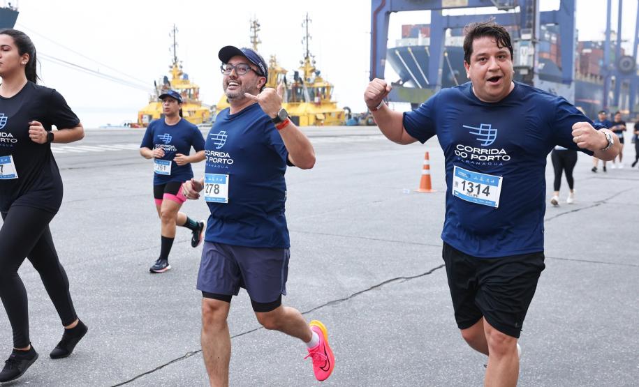 Mais de 1,7 mil pessoas participaram da Corrida do Porto de Paranaguá 2024
