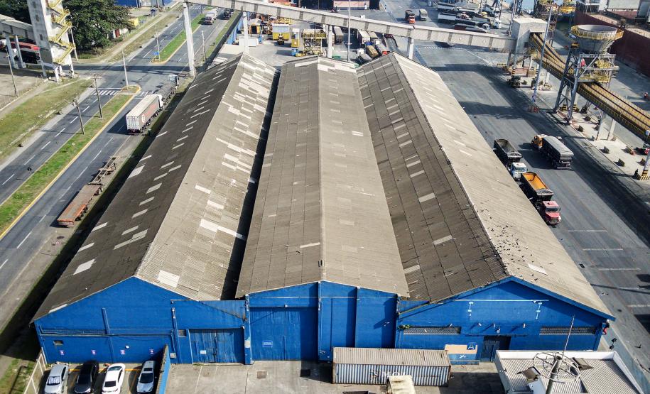 Porto de Paranaguá conta com área exclusiva para cargas do Paraguai