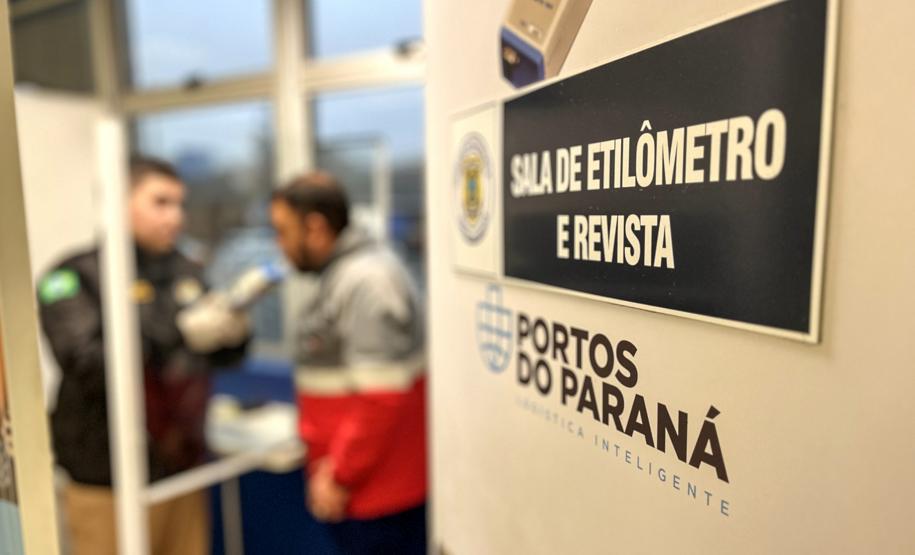 Portos do Paraná altera margem de segurança em testes de bafômetro