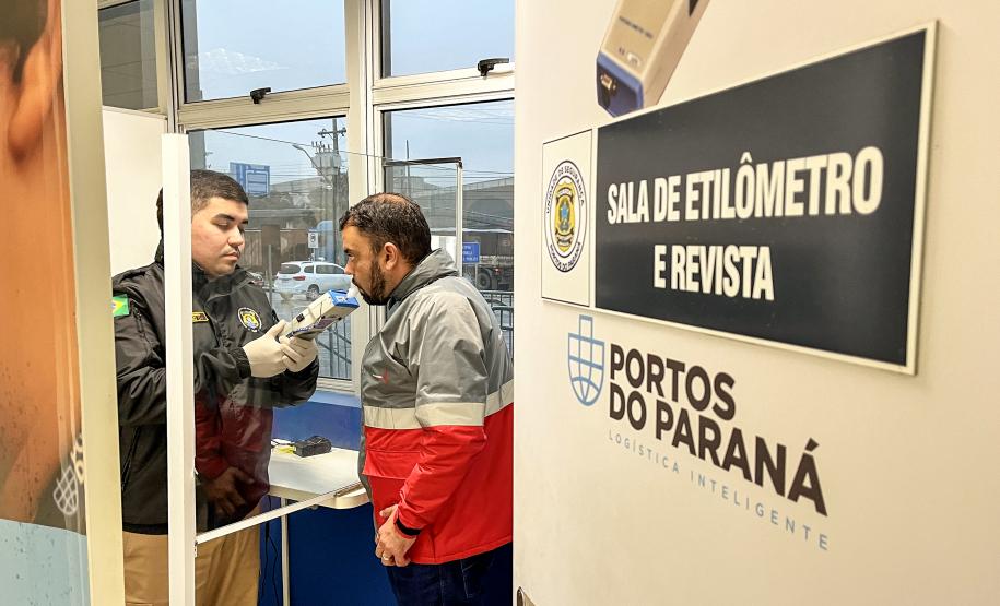 Portos do Paraná altera margem de segurança em testes de bafômetro