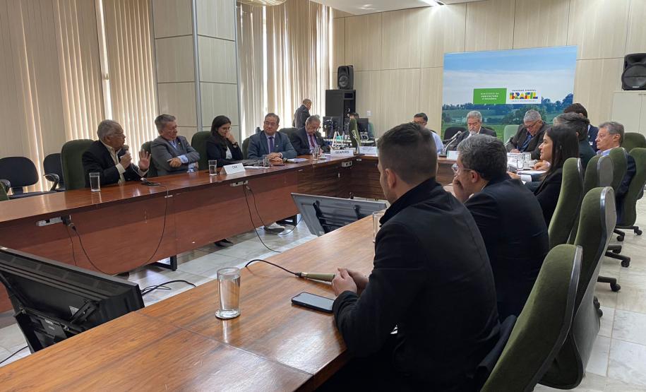 Portos do Paraná mostra eficiência e inovação em reunião com Ministério da Agricultura