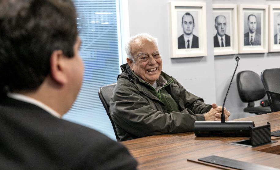 Estrutura da malha ferroviária do complexo portuário é apresentada a equipe técnica do Governo Federal