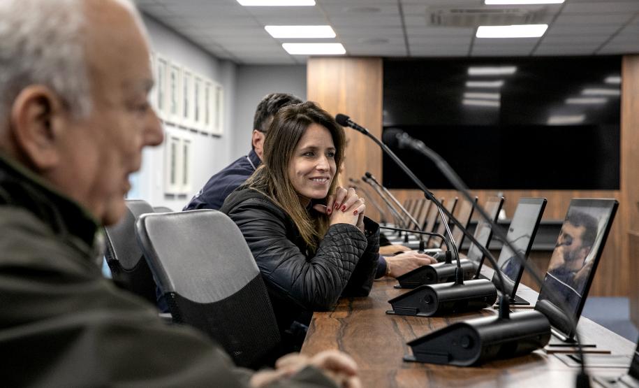 Estrutura da malha ferroviária do complexo portuário é apresentada a equipe técnica do Governo Federal