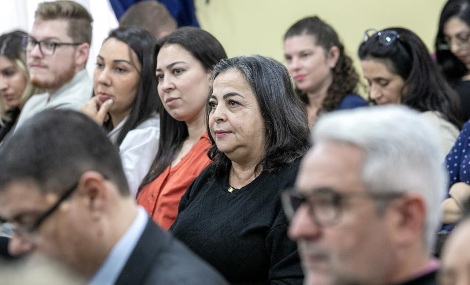 Portos do Paraná é apresentada a grupo de empresários do Leste do Estado - Com palestra e visita técnica, cerca de 80 comerciantes, industriais e prestadores de serviço puderam ver de perto as potencialidades dos Portos de Paranaguá e Antonina