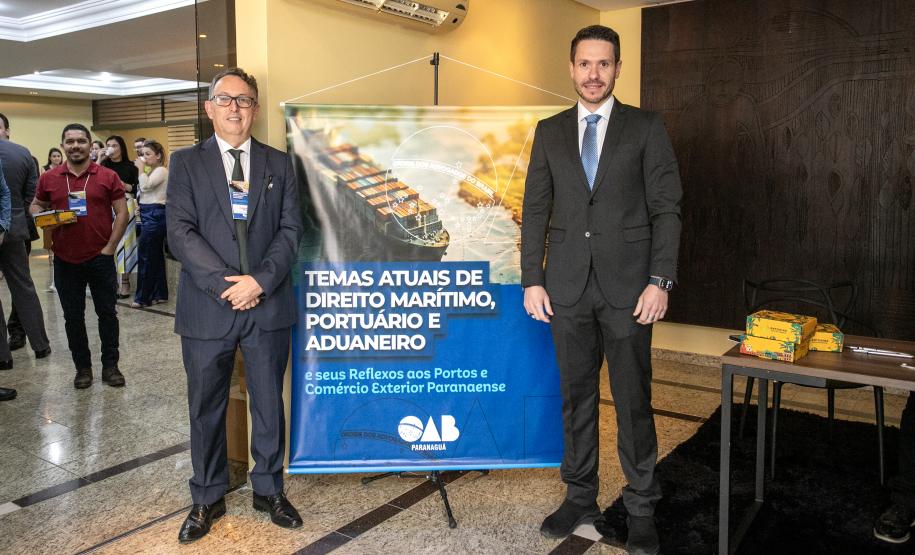 Concessão do Canal de Acesso é discutida pela Portos do Paraná e OAB Diretor Jurídico Marcus Freitas representou a empresa pública em Seminário sobre Direito Marítimo, Portuário e Aduaneiro e tema ganhou destaque pelo pioneirismo e interesse em outros portos de seguir o modelo paranaense