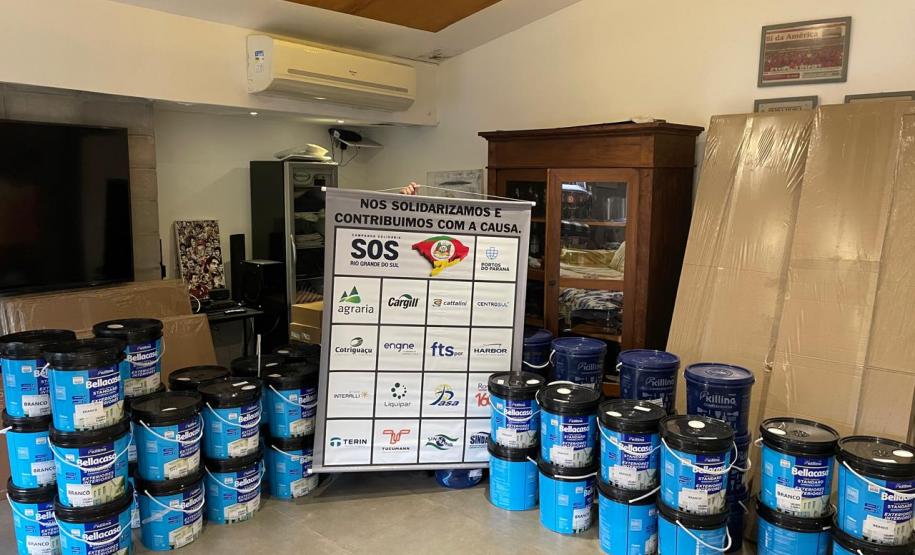 Famílias do Rio Grande Sul recebem mais doações da comunidade portuária paranaense