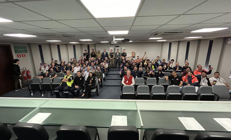 Portos do Paraná promove diálogo sobre direitos das mulheres com homens